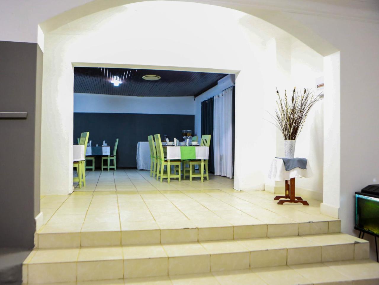 Gracious Lodge Burgersfort Extérieur photo